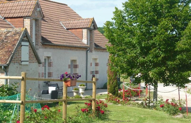 La Ferme De La Maugerie Bed & Breakfast Thoury Ngoại thất bức ảnh